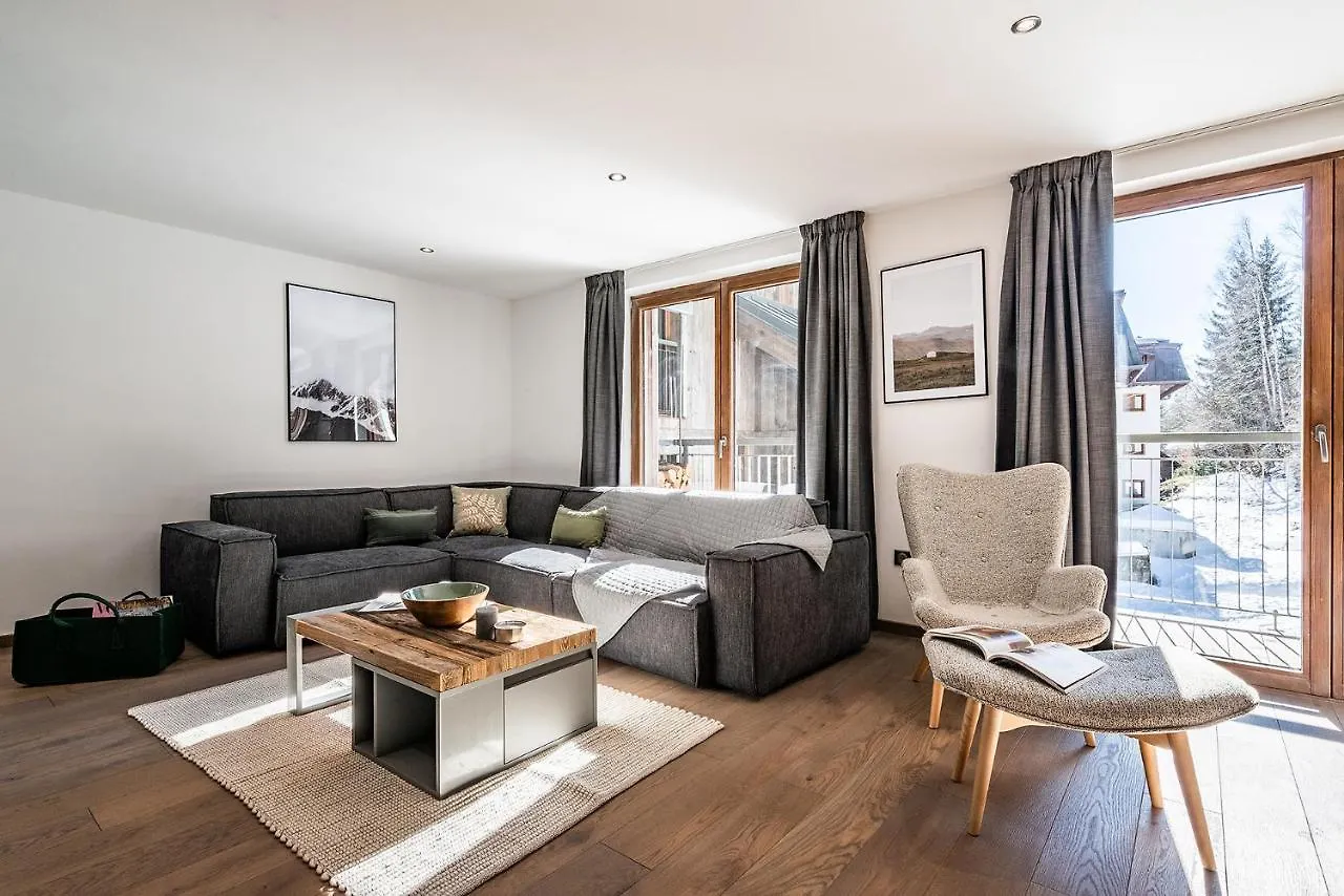 Chalet Badi Argentiere Chamonix - By Emerald Stay