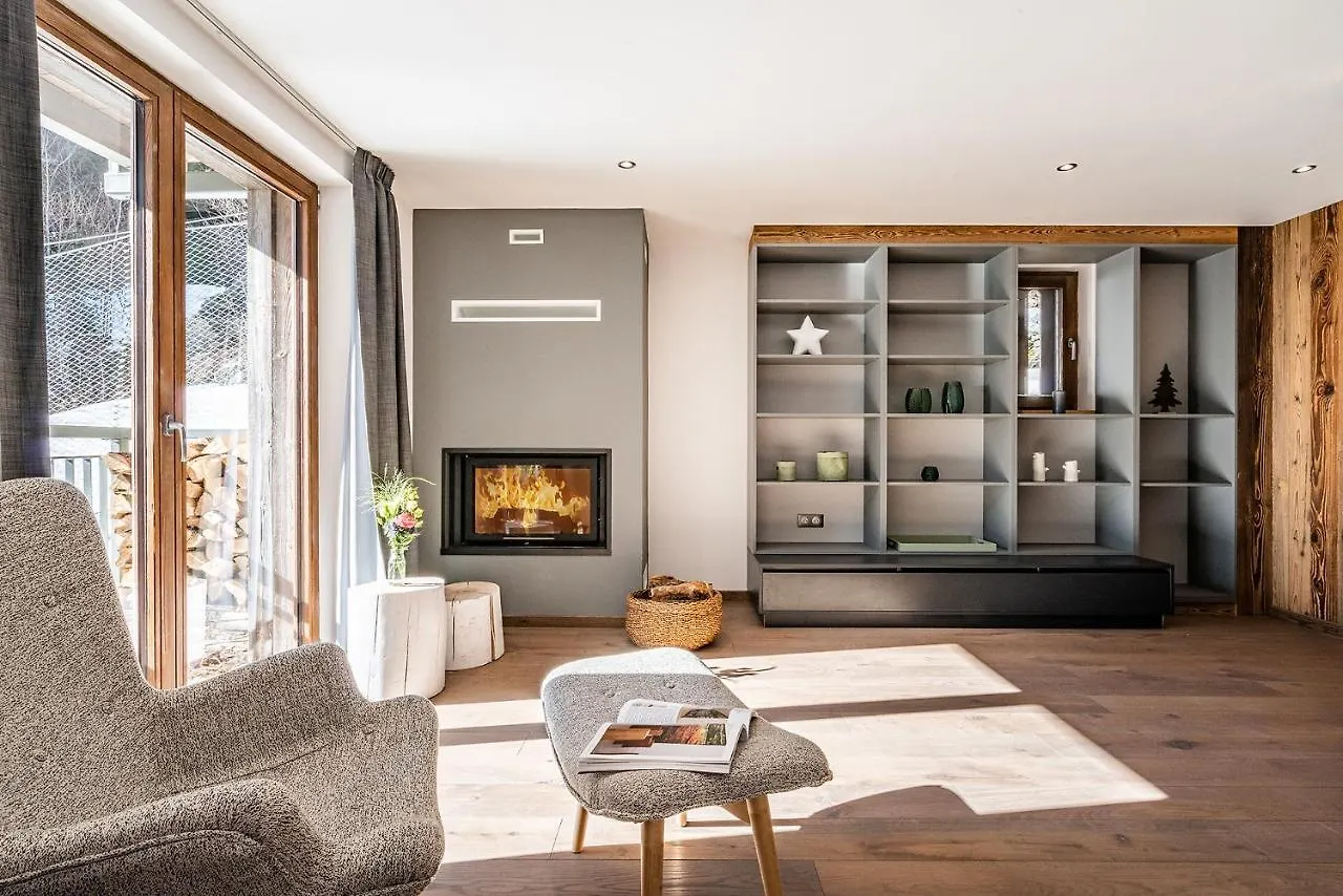 Chalet Badi Argentiere Chamonix - By Emerald Stay